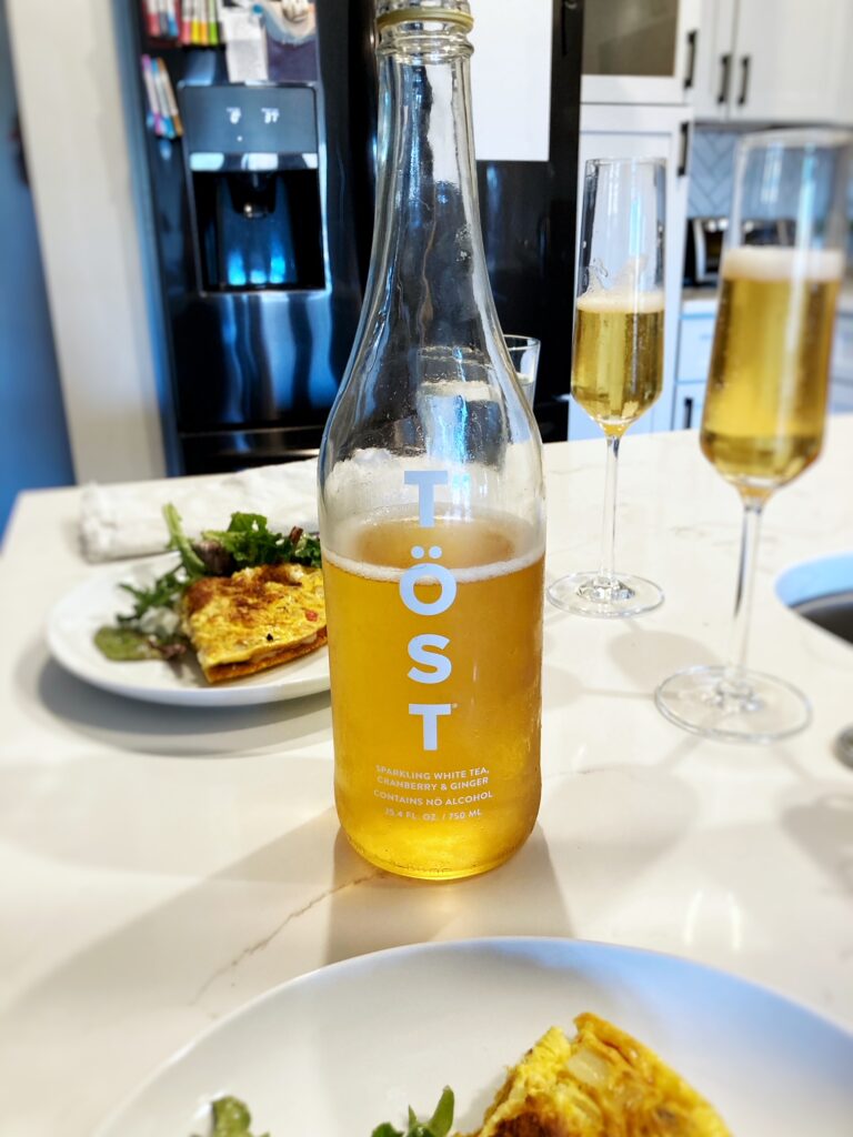 TOST sparkling white tea