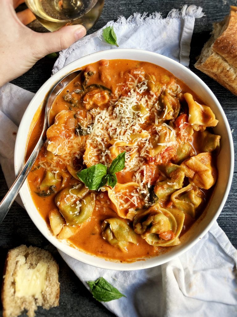 creamy tomato tortellini soup with chardonnay
